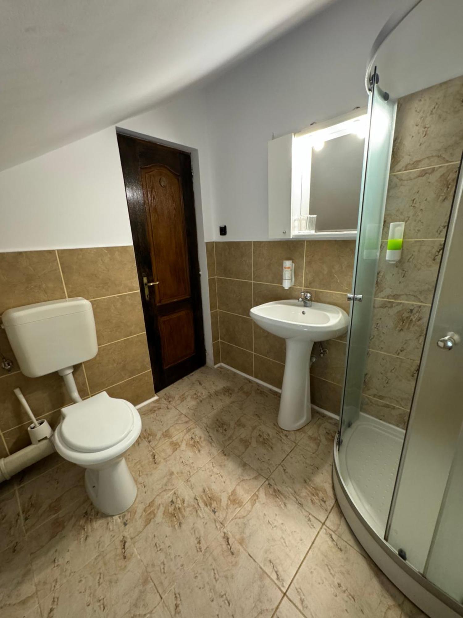 Casa David Hotell Buşteni Exteriör bild