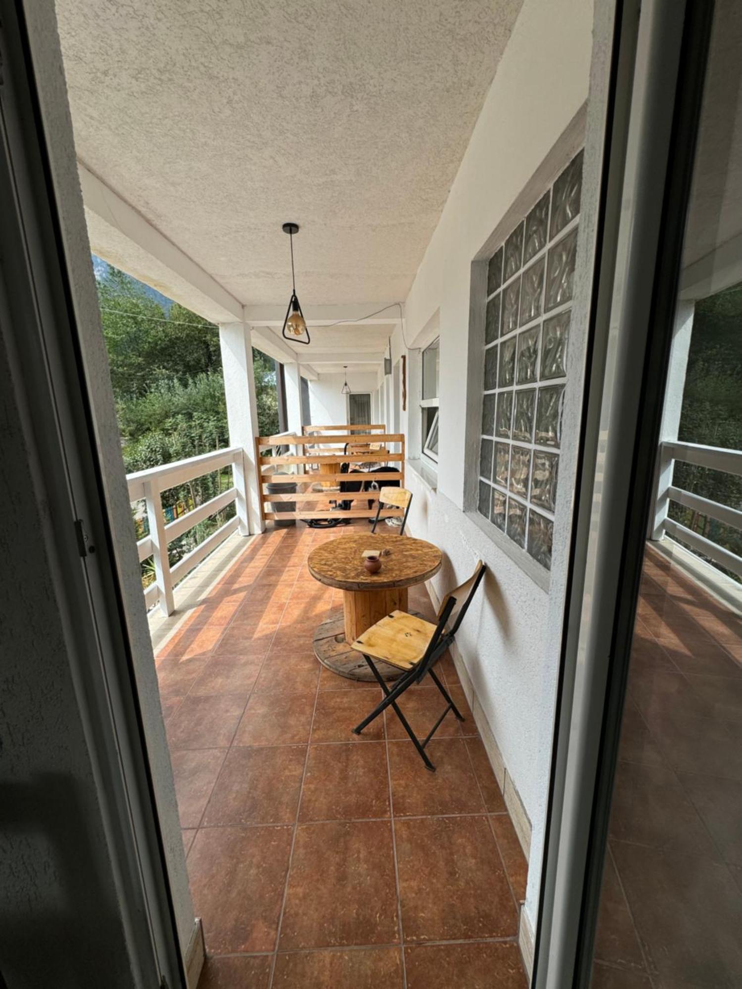 Casa David Hotell Buşteni Exteriör bild