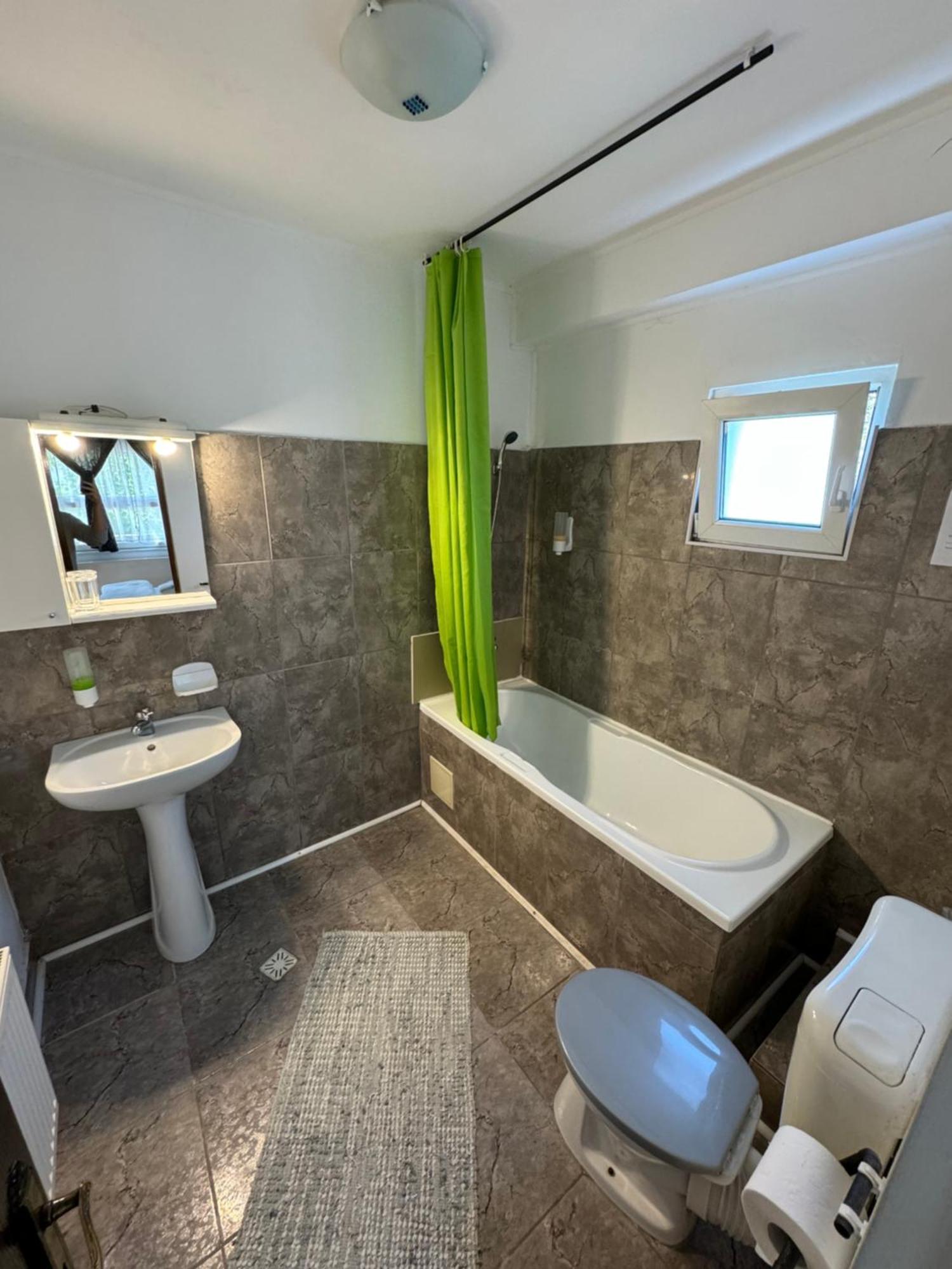 Casa David Hotell Buşteni Exteriör bild